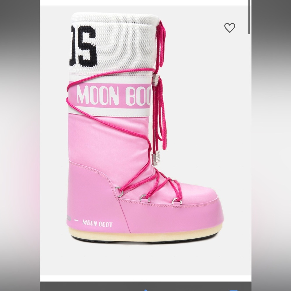 GCDS x Moonboots Pink boots